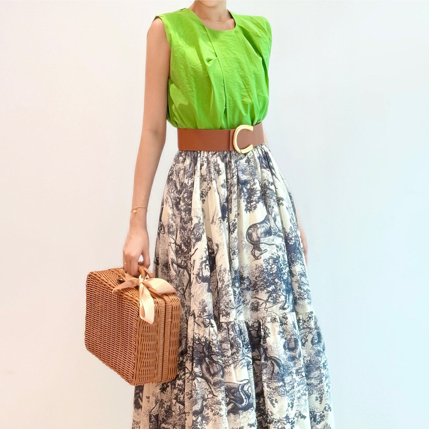 Sleeveless Long Blouse WT801337