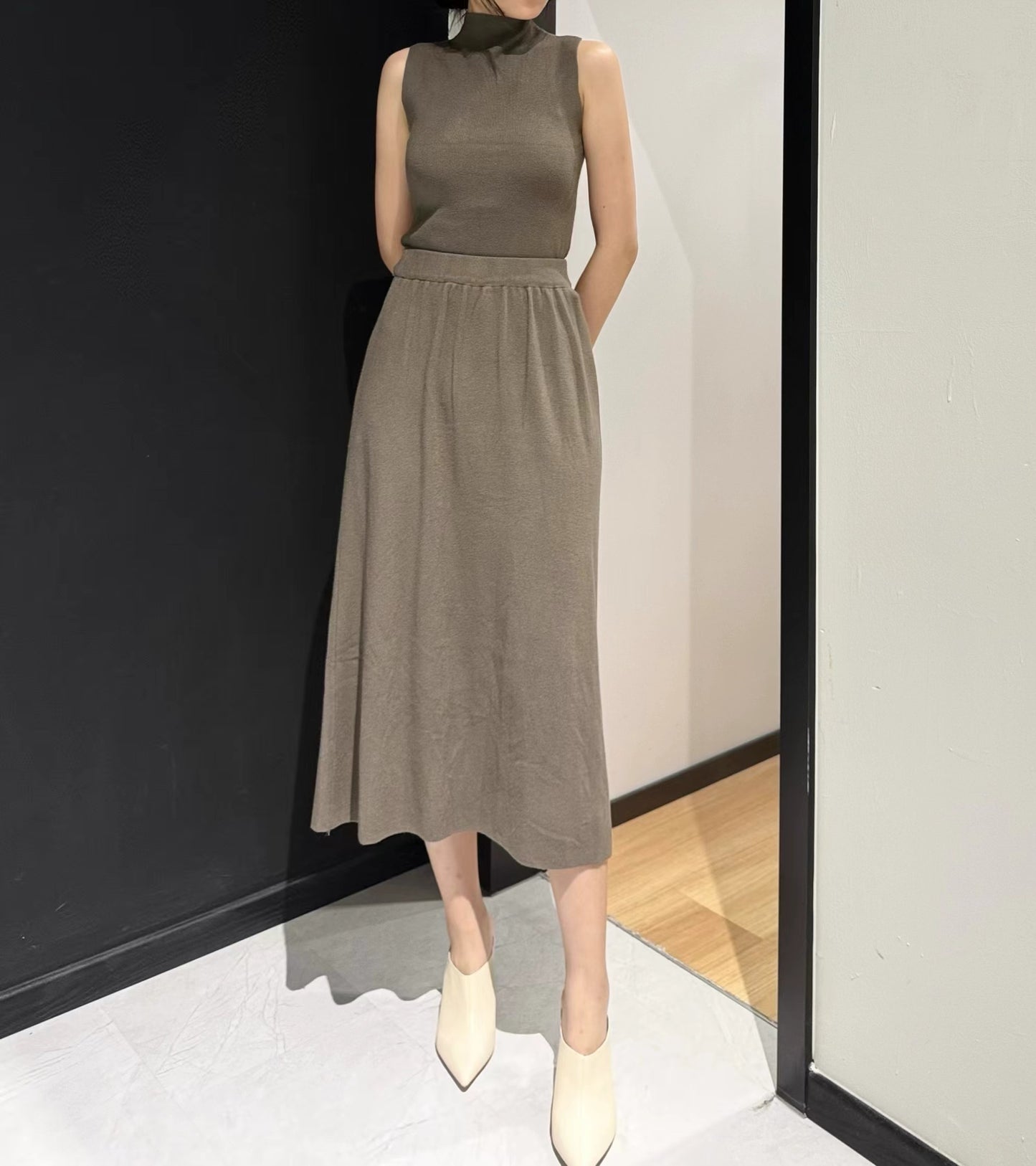 2 Piece Knitted High Neck Set W18402
