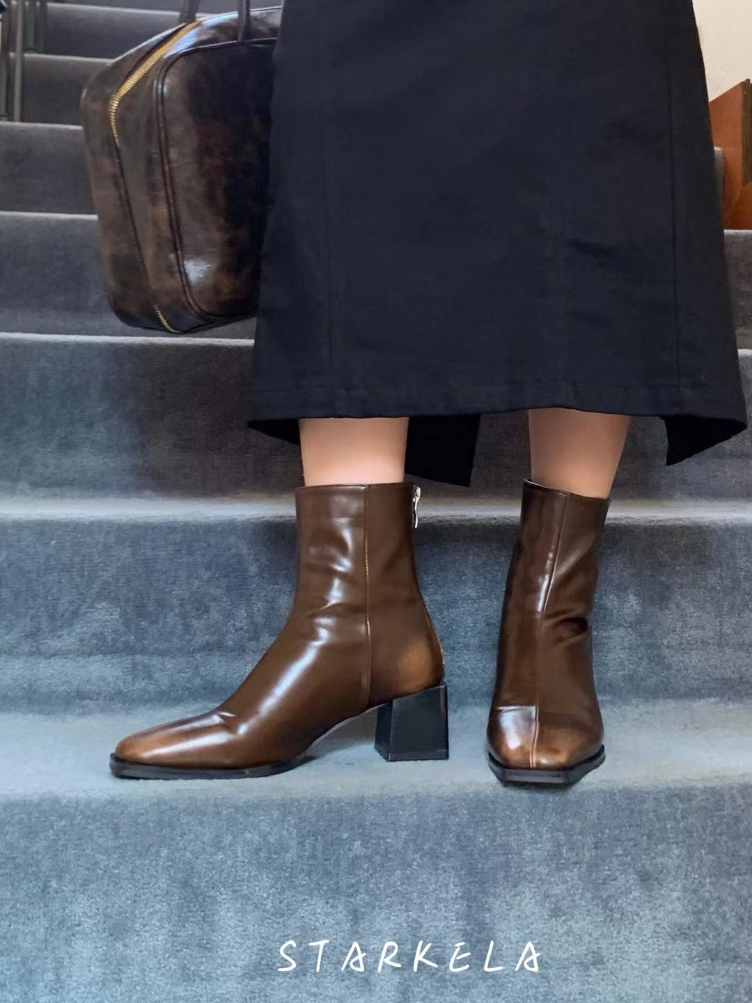 Square Front Low Heeled Ankle Boots SW6657