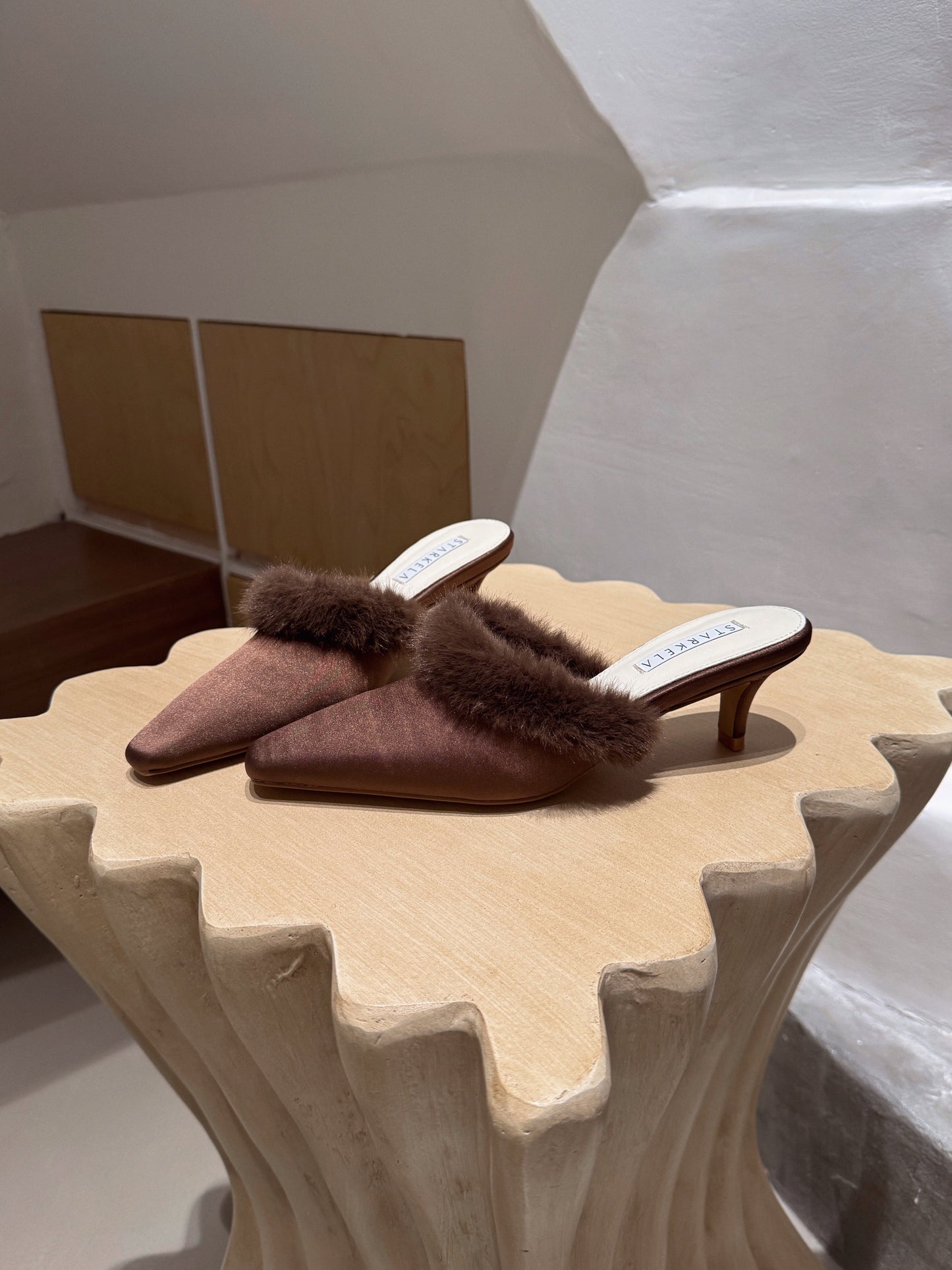 Starkela Fluffy Mid Heels