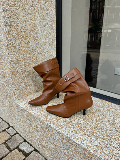Vintage Draped Buckle Pointy Boots SF6603