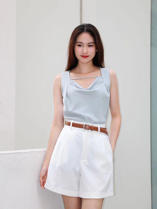 Sleeveless Straight Blouse WT516244