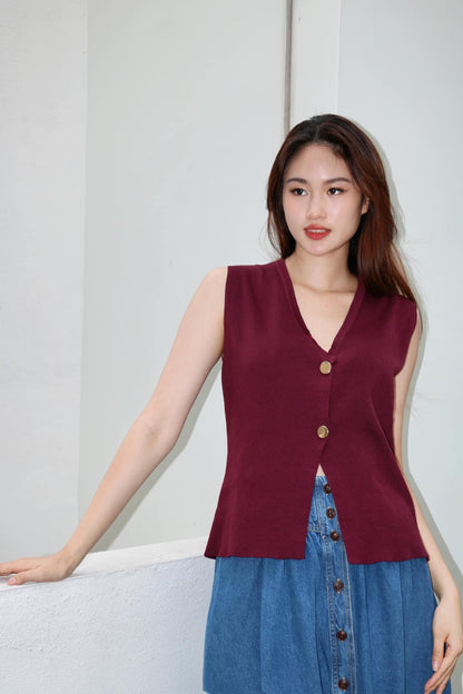 Relaxed Vest Knitted Top BT625532