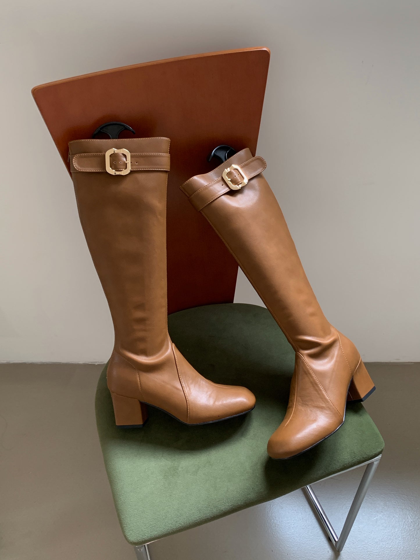Buckle Strap Knee-high Boots (ST19-16)