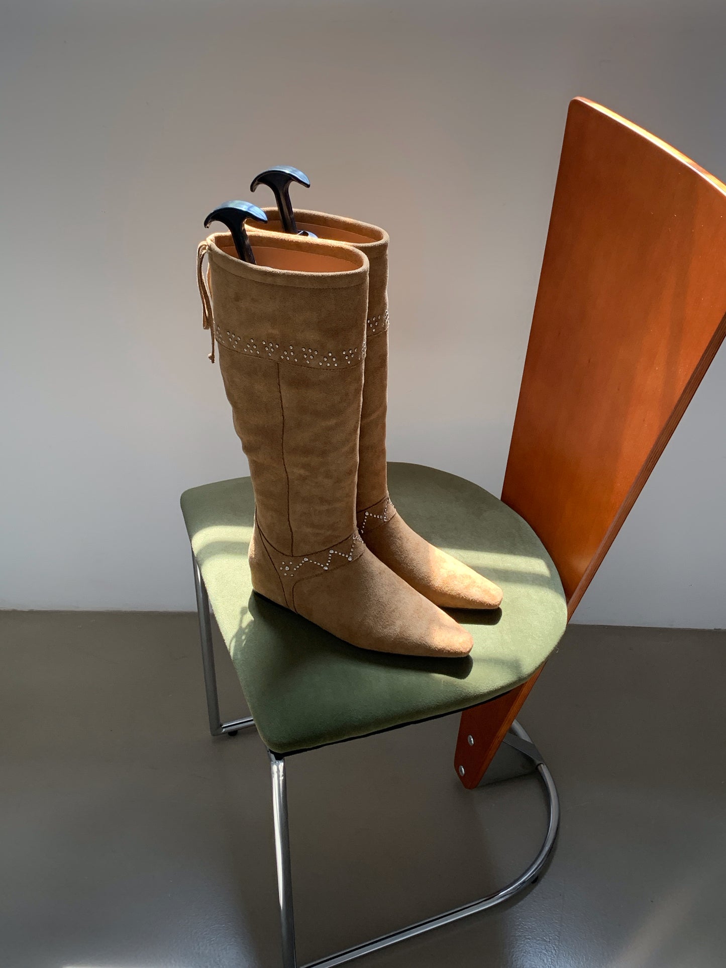 Starkela Zig-Zag Studded Boots