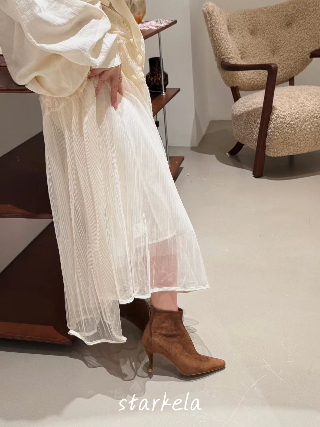 Fenla 25 Suede Pointy Ankle Boots