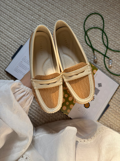 Everyday Creamy Weave Loafers SK118