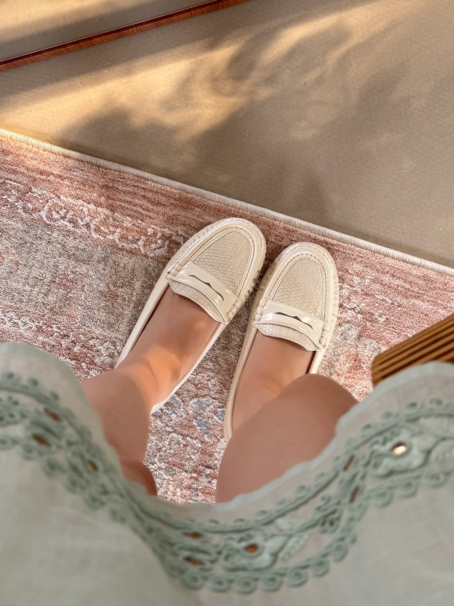 Everyday Creamy Weave Loafers SK118