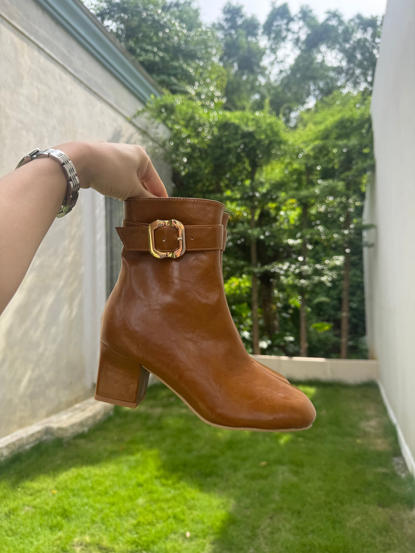 Classic Buckle Strap Ankle Boots ST939